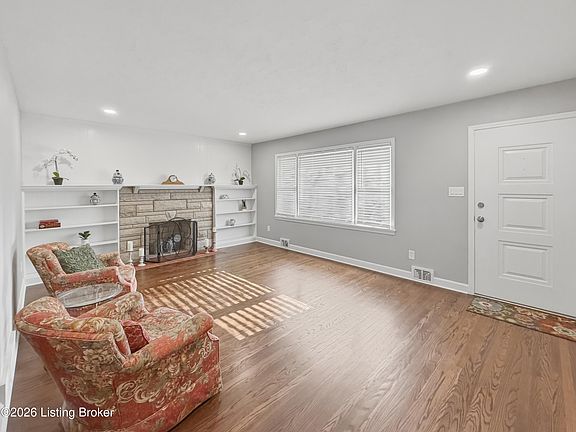 3rd image of 4309 Southridge Dr