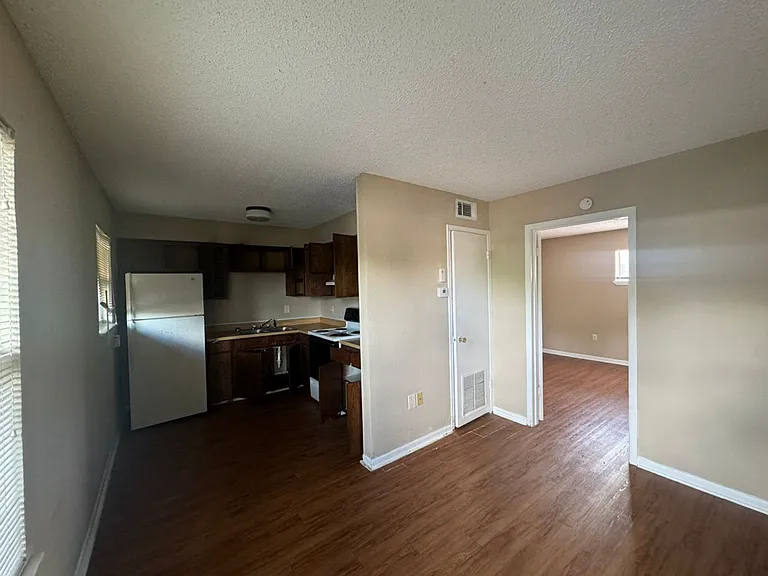 3102 Atkinson Ave — Photo 20