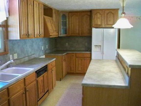 4th image of 5183 Rosemont Dr
