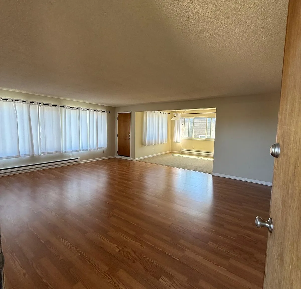 3 bed, 1500 sqft, $3,900 — Photo 1
