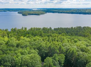 48 Martin Hts, Raymond, ME 04071