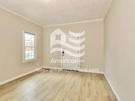 4-Living Room
