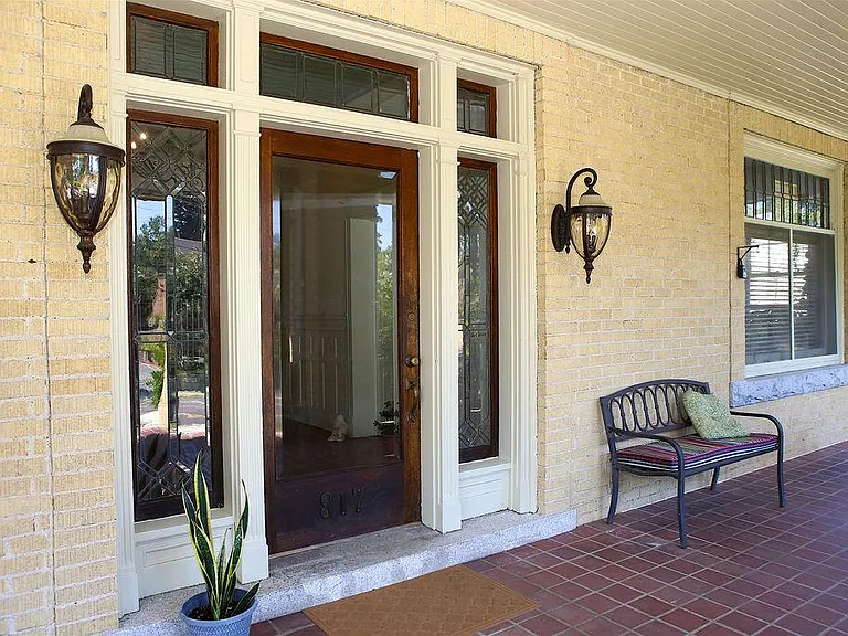817 N Elm St #E — Photo 40