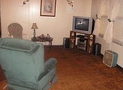 2nd image of 325 Jasper Ln
