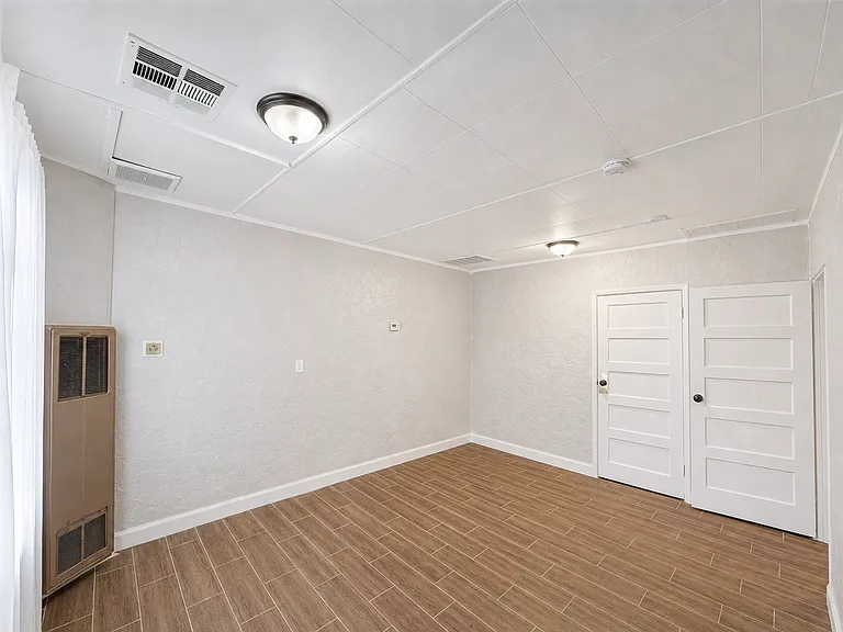 5915 W Palmaire Ave — Photo 14