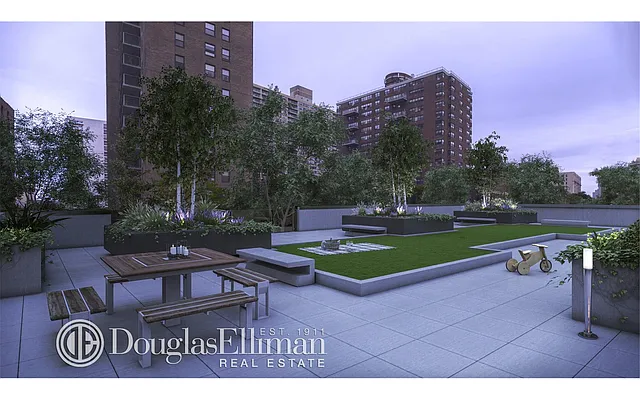 Rented by Douglas Elliman | media 16