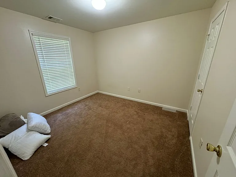 214 Pine Ridge Trce — Photo 11