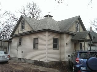 1210 SW 5th St, Topeka, KS 66606