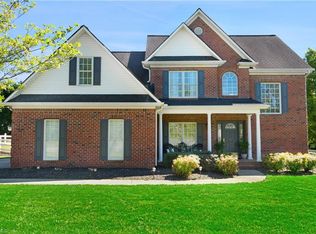 190 Amersham Ct, Kernersville, NC 27284