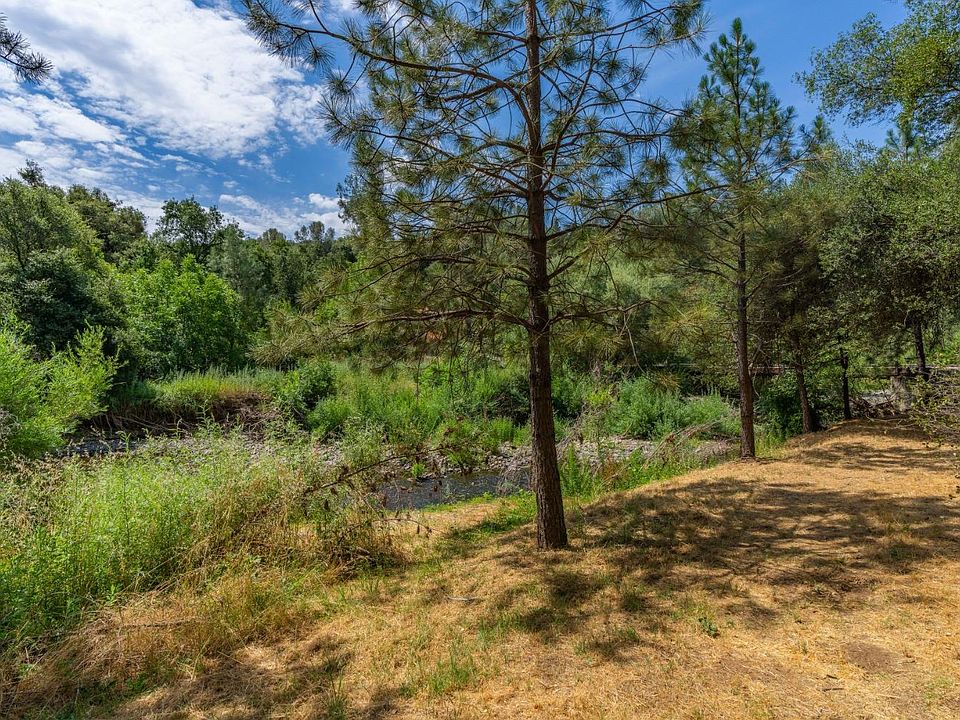 10th image of Sutter Creek Rd