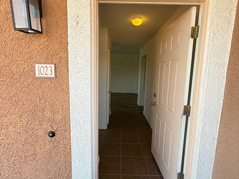830 Carnegie St #1023 — Photo 4