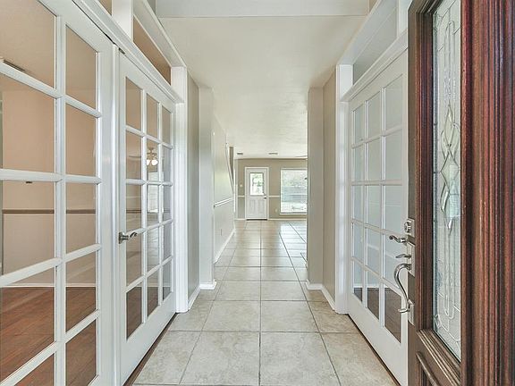 2nd image of 19402 Stillhouse Dr