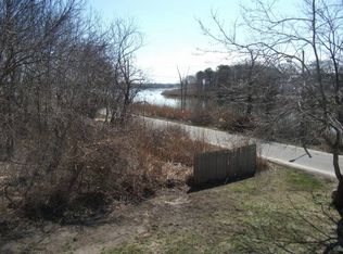 98 Riviera Dr, Mastic, NY 11950