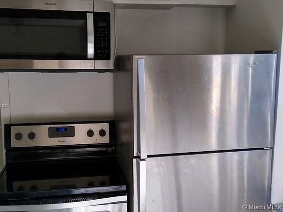 3rd image of 244 SW 21st St #1