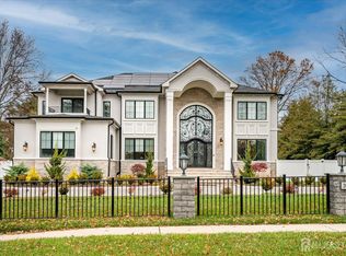 3979 Park Ave, Edison, NJ 08820