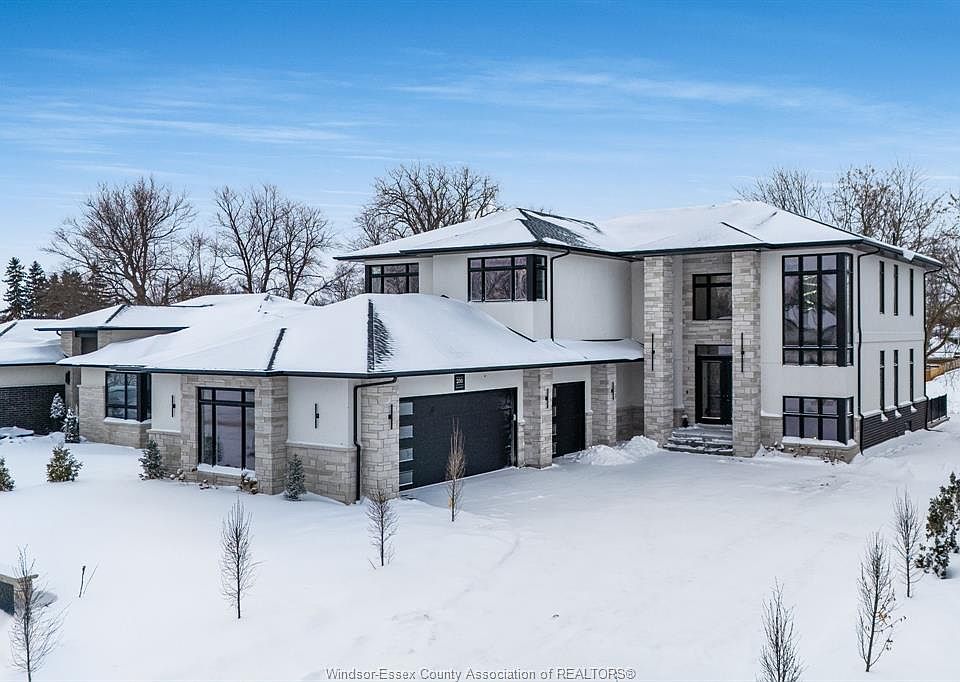 1st image of 200 Grandview Ave