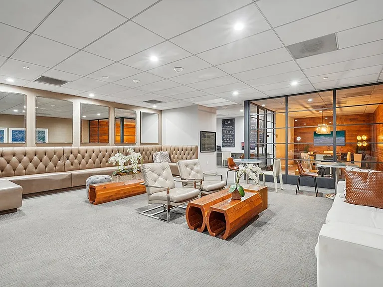 Resident Lounge