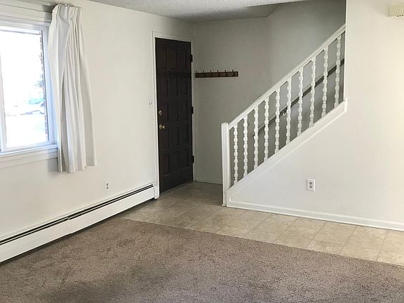 Living room to front entry