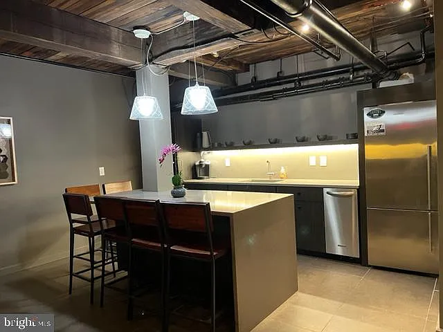 105 S 18th St #4B — Photo 19