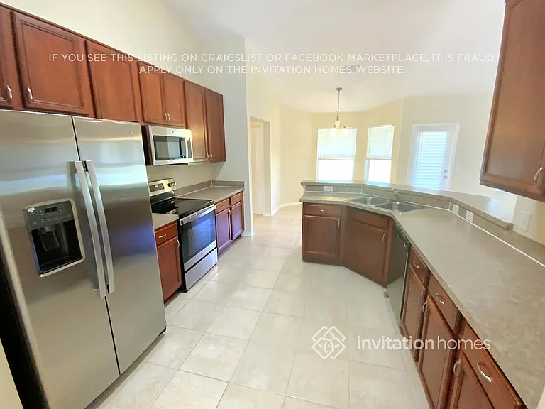 3237 Lorimar Ln — Photo 5
