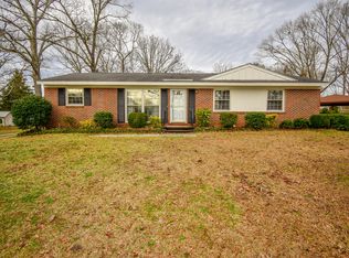 1719 Sewell St, Alexander City, AL 35010