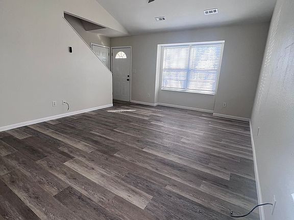 3rd image of 1713-1715 Hanover Blvd #1713