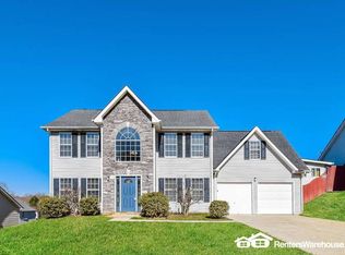 1284 Pebble Ridge Ln, Hampton, GA 30228