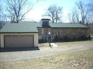 473 Hobbit Hollow Rd, Altoona, PA 16601