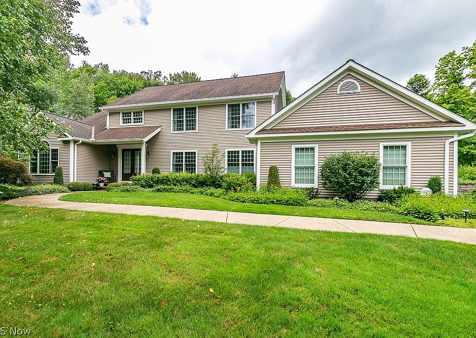 1st image of 856 Hardwood Ct