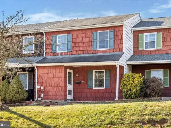 197 Lexington Rd, Schwenksville, PA 19473
