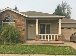 746 S Haskell St, Central Point, OR 97502