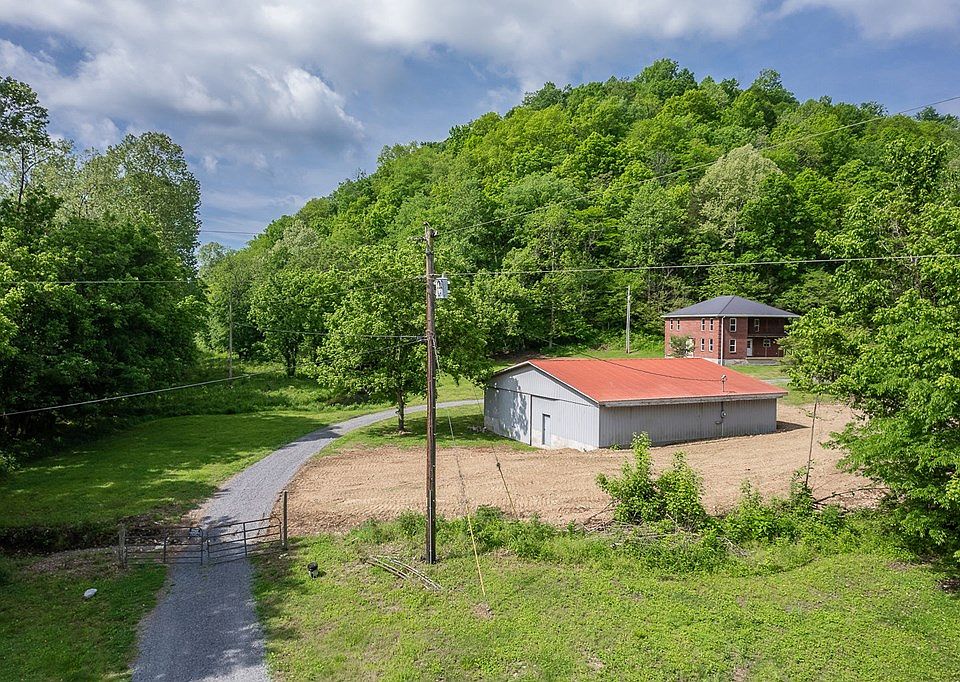 897 Crabtree Creek Rd, Whitleyville, TN 38588 Zillow