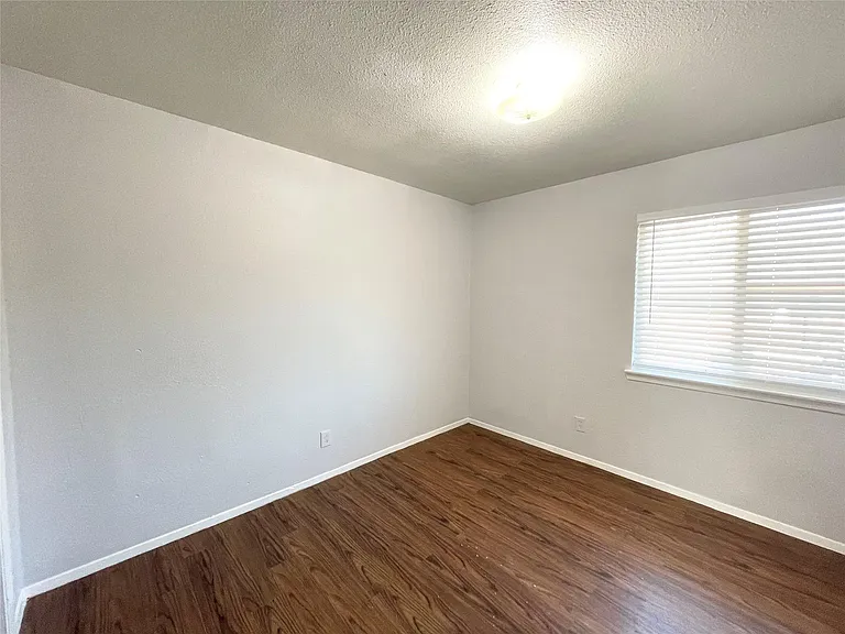 8208 Sam Rayburn Dr #D — Photo 15