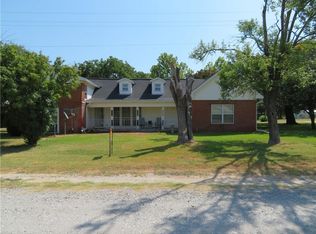 500 E Front St, Sunset, TX 76270