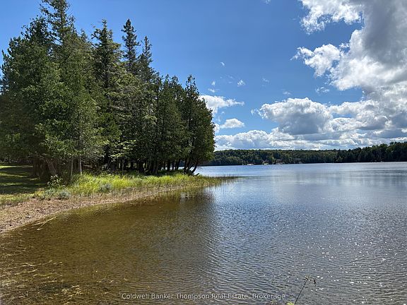 5th image of 695B Spring Lake Rd