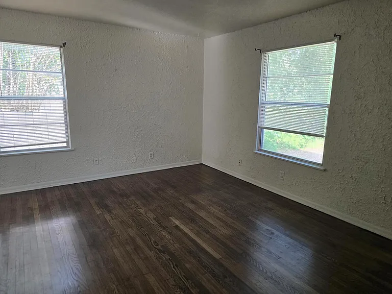5408 Joe Sayers Ave — Photo 4