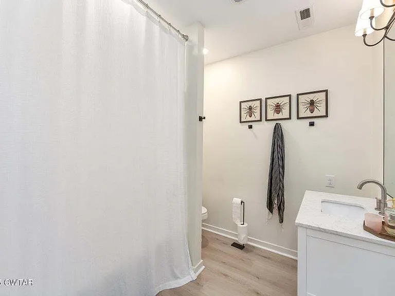 56 Lee Ave — Photo 13