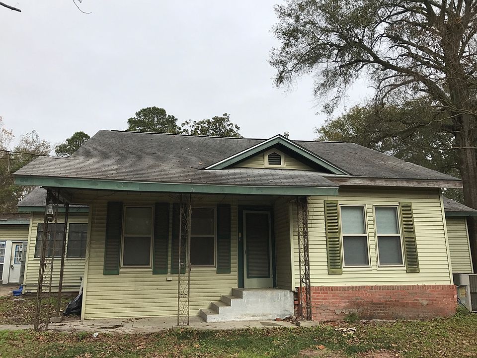 1st image of 416 McCollum Dr