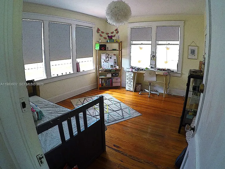 2000 S Miami Ave — Photo 33