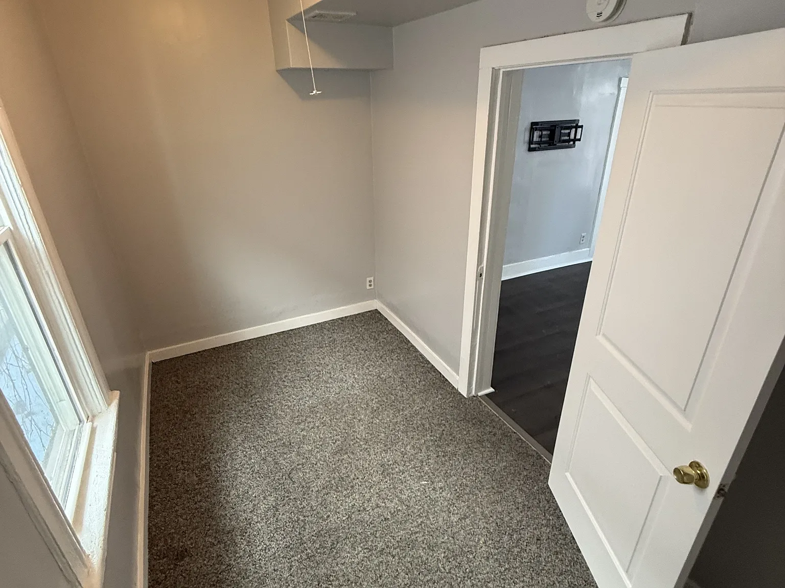 764 Capital Ctr — Photo 3