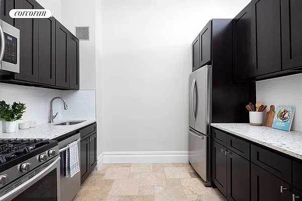 Rented by Corcoran | media 5