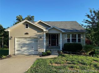 296 Hollyhock Dr, Camdenton, MO 65020