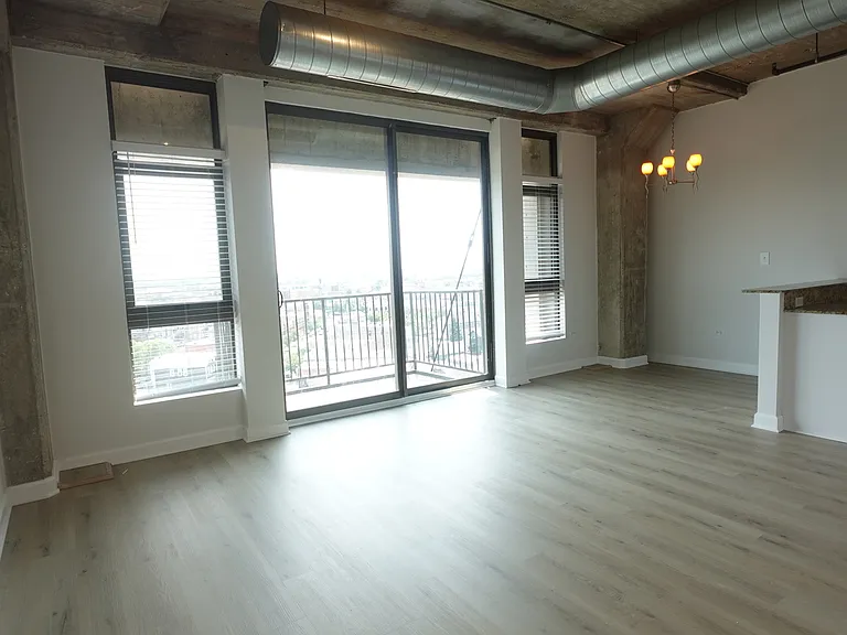 1550 S Blue Island Ave #1022 — Photo 6