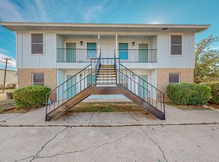301 Kings Way UNIT A-D, Mansfield, TX 76063