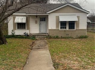 3725 N 21st St, Waco, TX 76708