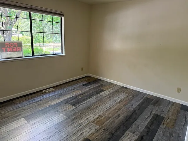 7451 Heritage Meadow Pl — Photo 8