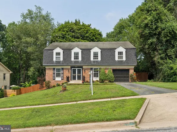 9712 Hill St, Kensington, MD 20895