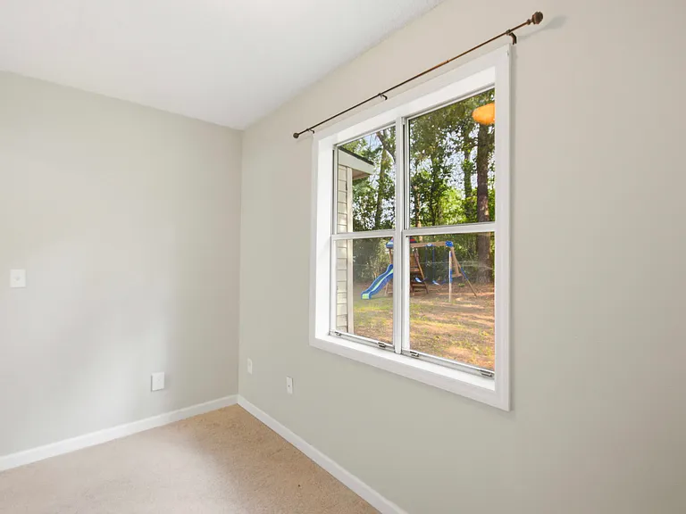 1860 Piper Dr — Photo 22