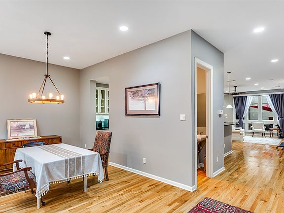 5th image of 3319 W 6th St