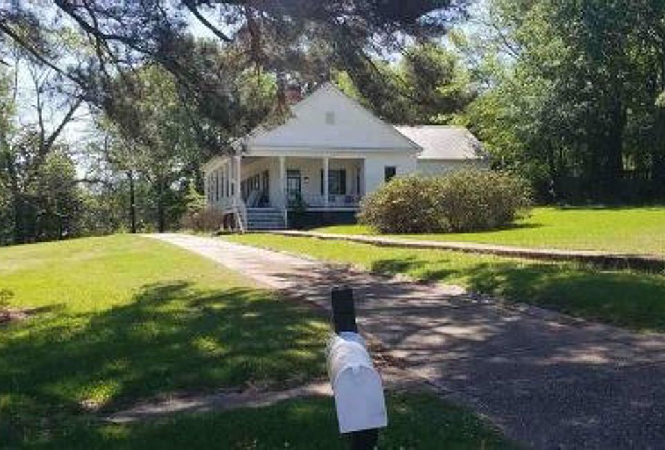 1054 E Railroad St, Wesson, MS 39191 Zillow